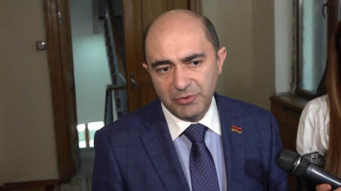Նախկինում 2 մտերիմ հարաբերությունների քննարկում է. Մարուքյանը՝ ՀԺ-ի հոդվածի մասին