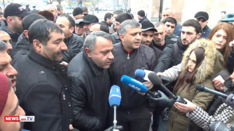 «Կատաղած անասունին ո՞նց մտցնենք ԶԻԼ-ի մեջ ու տանենք բոյնի». անասնապահները բարկացել են
