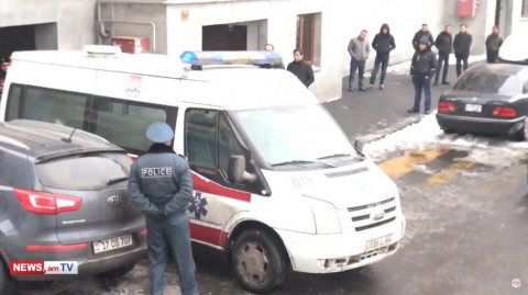 Գեորգի Կուտոյանի դին դուրս բերեցին շենքից
