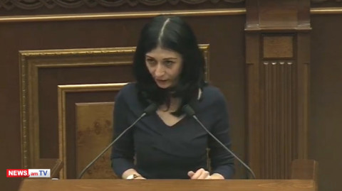 Գյումրի–Երեւան մայրուղու վրա մնացել է ԲՀԿ–ն. Արփի Դավոյանը՝ Զոհրաբյանին