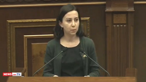 Ամոթ Ձեզ. Մարիա Կարապետյանը՝ Նաիրա Զոհրաբյանին