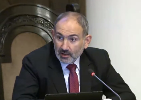 Գործ ունենք պարզ մանիպուլյացիայի հետ. Փաշինյանը՝ Աչաջրի ծննդատան մասին