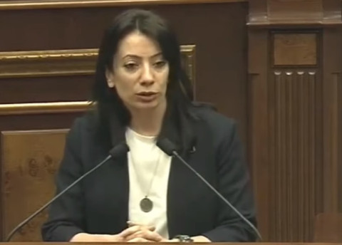 Հիացած եմ Լենա Նազարյանի տեքստով. Քրիստինե Պողոսյան