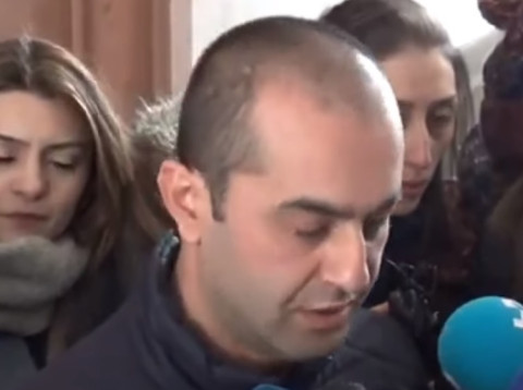 Հրայր Թովմասյանի տան խուզարկությունն ավարտվեց, ինչ փնտրում էին, չհայտնաբերվեց. պաշտպան