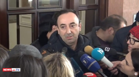 Օրվա իշխանությունն ունի խնդիր՝ արագ ձերբազատվելու ինձանից. Հրայր Թովմասյան