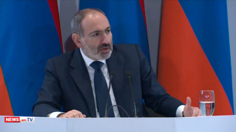 «Երեխան տեսնում ա՝ բոնբոներկայով ու ոսկե շղթայով կարելի ա քառորդ ստանալ». Փաշինյան