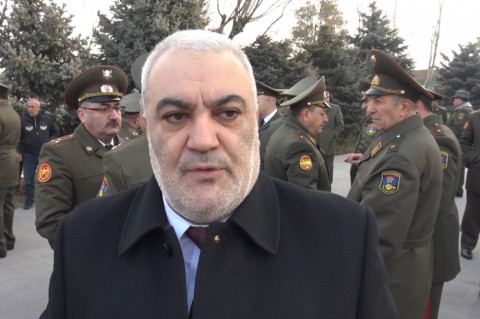 Աշխատում ենք բանակը չներքաշել քաղաքականության մեջ. Արմեն Սարգսյան