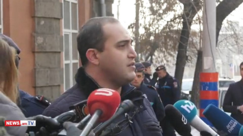 Ոստիկանությունը կատարում է «ճտիկով գրիչի» հրամանները. Նարեկ Սամսոնյան