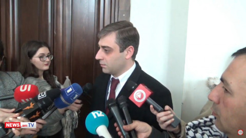 Ինչո՞ւ Մարտի 1-ի գործով բոլոր նյութերն ամբողջ ծավալով չեն տրամադրվում Քոչարյանի պաշտպաններին