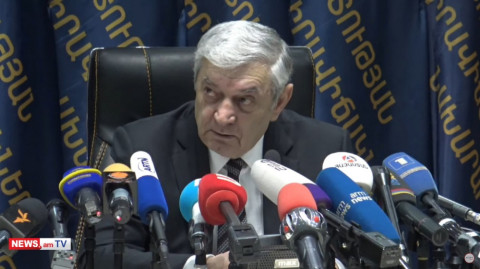 Մի աղջիկ զանգել էր, ասում էր՝ բանանը ձեռիցս ընկել է 3-րդ հարկ. Ցոլակյանը՝ զավեշտալի կանչերի մասին