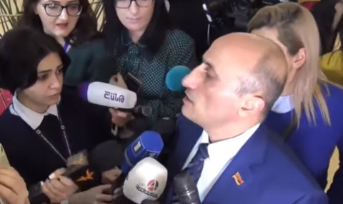 Եզրակացություն ստանալու համար ՍԴ չեն դիմելո՞ւ. Վահագն Հովակիմյանը պատասխանից խուսափեց