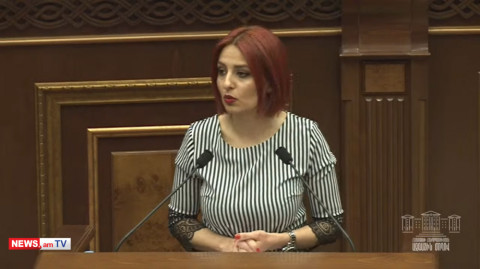 Կոչ եմ անում փորձ չանել դաշտը բաժանել սեւ ու սպիտակի եւ շանտաժ անել ընդդիմությանը. Սամսոնյան