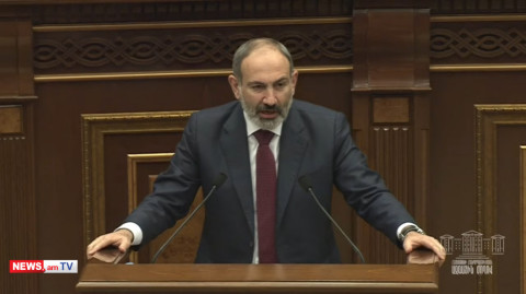 Սերժ Սարգսյանի եւ Հրայր Թովմասյանի միջեւ գործարք է եղել. Փաշինյանի ելույթը՝ ԱԺ–ում
