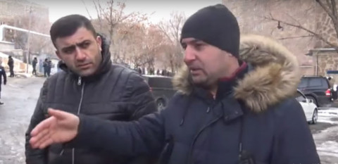 Ես տանը ո՞նց հանգստանամ, եթե շենքի բակով ֆուռ է անցնելու. բնակիչները բողոքում են