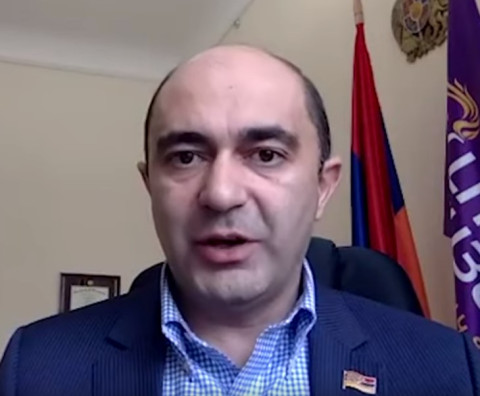 Դրսում ամուսնանում են, Հայաստան չեն գալիս. Մարուքյանն առաջարկում է համաներում անել