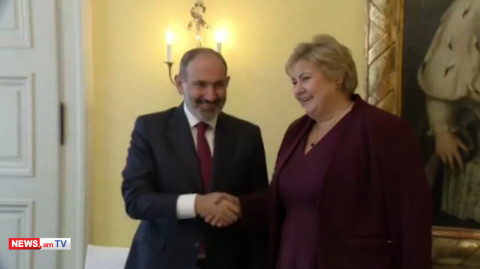Փաշինյանը Մյունխենում հանդիպել է Նորվեգիայի վարչապետի հետ