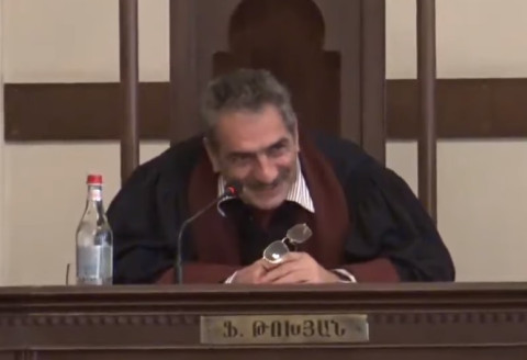 «Էդ խոշտանգում ա». Ֆելիքս Թոխյանի կատակին արձագանքեց Հրայր Թովմասյանը