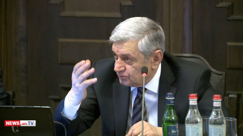 Պատուհանները հանել են, շենքը փլել է. Ցոլակյանն օրինակ բերեց Կառավարության նիստին