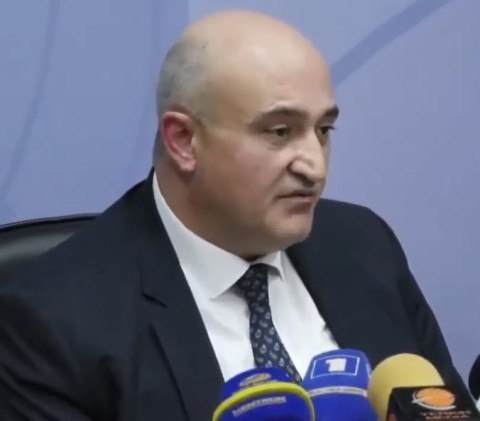 Այս պահին կորոնավիրուսի մոտ 700 թեստ ունենք, ևս 1000-ը սպասում ենք. Արտավազդ Վանյան