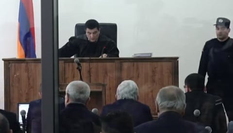 Մի՞թե քննիչը մոռացել է. պաշտպանը միջնորդեց լրացնել Սերժ Սարգսյանի անձը բնութագրող հանգամանքները