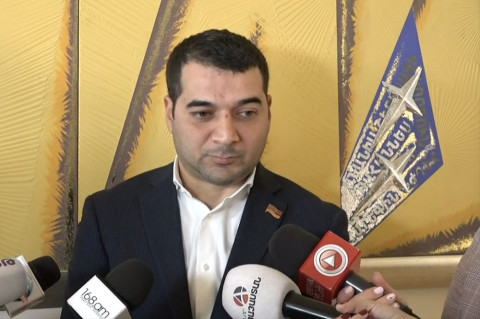 Եթե վիճակն ավելի սրվեց, կարելի է դիտարկել հանրաքվեի հետաձգման հարցը. Հրաչյա Հակոբյան