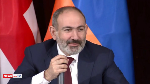 «Թու–թու–թու այդքան բարդ խնդիր չէ». Փաշինյանը Վրաստանում խոսեց կորոնավիրուսի մասին