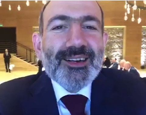 «Ով սիրուն, սիրուն». Նիկոլ Փաշինյանը երգել է Վրաստանում