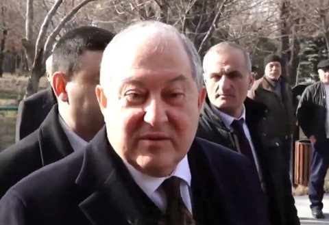 Քննադատողները Սահմանադրությունը լավ չեն կարդում. Արմեն Սարգսյանը՝ հանրաքվե նշանակելու մասին