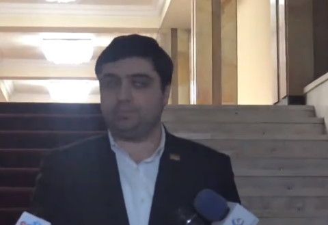 Ծաղկաձորում որեւէ խուճապ չկա. «Իմ քայլի» պատգամավորը հակադարձում է Ծառուկյանին