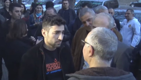 Լեւոն Քոչարյանը գնացել է՝ ողջունելու ազատ արձակված Արմեն Թավադյանին