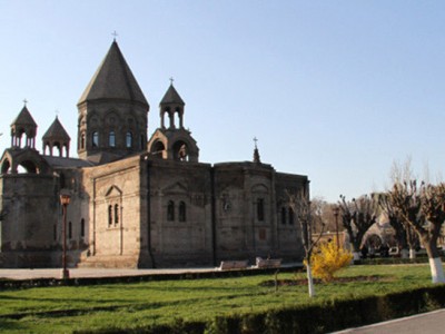 Էջմիածնի ելքերը հսկողության տակ են