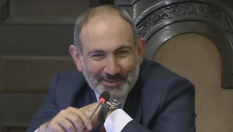 Կորոնավիրուսից հետո կյանք կա. Ավինյանի խոսքից հետո Փաշինյանը կատակեց
