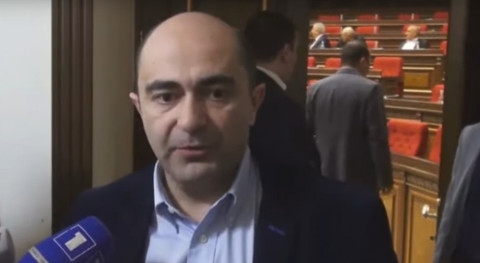 Չեմ կարծում՝ էստեղ քննարկելու ենք կորոնավիրուսն ում շունն ա. Մարուքյանը՝ Փաշինյանի խոսքերի մասին