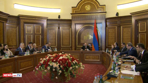 Խորհրդակցություն Կառավարությունում՝ Փաշինյանի գլխավորությամբ