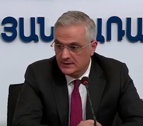 Գազի ֆիքսված գնից անցնել բանաձևային գնի մեկ ամսվա գնանկման պայմաններում ճիշտ չէ. Գրիգորյան