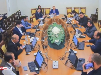 Պետական-իրավական հարցերի մշտական հանձնաժողովի նիստը