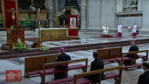 Pope Francis celebrates Easter Vigil Mass in empty St Peter’s Basilica