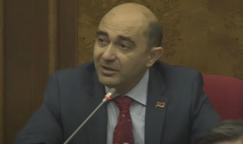 Իշխանությունն անգիր գիտի՝ հավաքարարից մինչեւ գործարար ինչքան փող ունի բանկում․ Մարուքյան