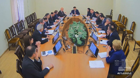 Դատավորը լոռեցուն հարցնում է՝ մեղավոր ճանաչո՞ւմ եք, ասում է՝ արել եմ, համա ատկազ եմ ըլնում. Անանյան