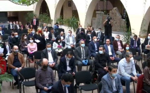 Տիկին Խաչատրյանը որ մոտենում է, ուրեմն մի բան կա․ Հայկ Մարությանը կատակեց