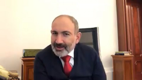 Որ ձեր տղան 300 հազար օգնություն ա ստացել, ինչի՞ հոսանքը չեք մուծում. Փաշինյանը՝ քաղաքացուն