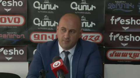 Դավիթ Մովսիսյանը կալանքի տակ է, որովհետեւ Առաքել Մովսիսյանի որդին է. պաշտպան