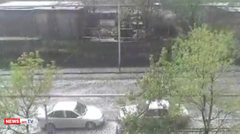 Երեւանում կարկուտ է տեղացել