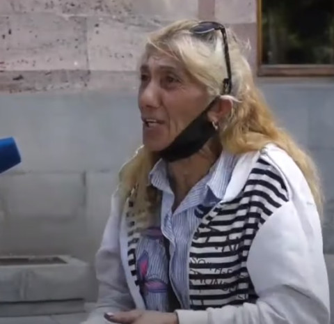 Քաղաքապետարանի սանմաքրման կենտրոնի բրիգադիրը ստրուկի պես աշխատացնում է մեզ. քաղաքացի