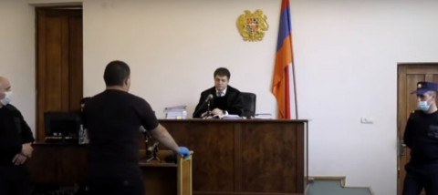 Մոտեցել եմ մեր ավտոյին, տեսել եմ պապային ու Ժենյային, բայց չեմ ճանաչել. Վթարից մահացած վարորդի որդին