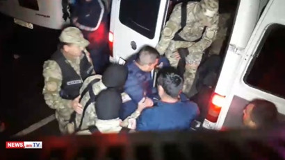 Քաջարանցիները ձերբակալվածներին ծափողջյուններով ճանապարհեցին Երևան