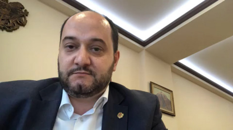 Հովանավորչության մասին խոսելն աբսուրդի ժանրից է. Արայիկ Հարությունյանը՝ Գոգյանի մեղադրանքների մասին