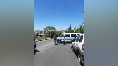 Ոստիկանության ուժեղացված ծառայությունը Նոր նորքում. անցակետեր են տեղադրվել