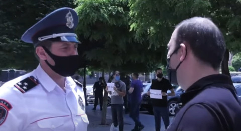 Ոստիկանները Ռեֆորմիստներին թույլ չտվեցին մոմավառություն իրականացնել Կառավարության դիմաց