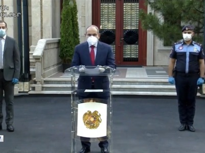 Ուղիղ. Պարետատան նիստից հետո ճեպազրույց